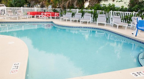 Royal Inn Beach Hutchinson Island - image 16