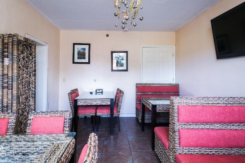 Royal Inn Beach Hutchinson Island - image 27