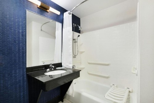 Fairfield Inn & Suites Fort Pierce / Port St Lucie - image 17