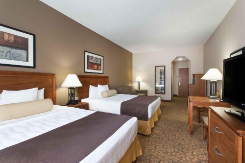 Days Inn & Suites by Wyndham Fort Pierce I-95 - image 26