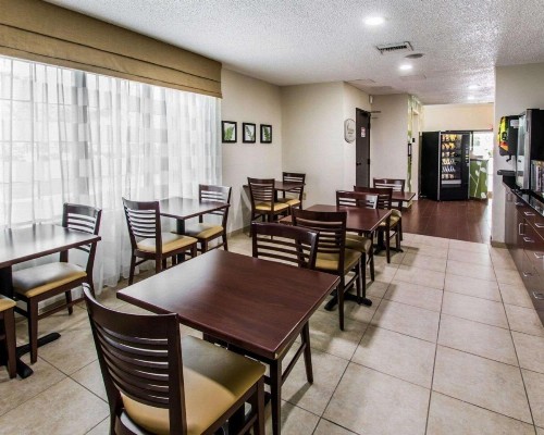 Sleep Inn Fort Pierce I-95 - image 11