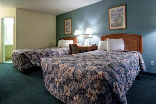 Americas Best Value Inn Florida Turnpike & I-95 - image 5