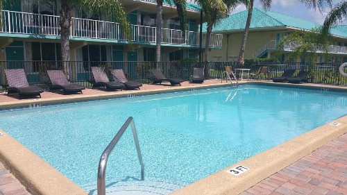 Days Inn by Wyndham Fort Pierce Midtown - image 25