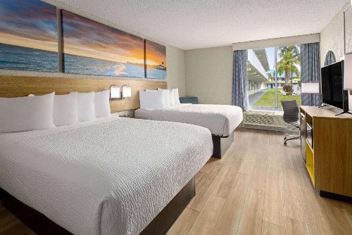 Days Inn by Wyndham Fort Pierce Midtown - image 43