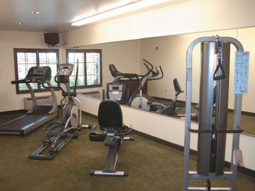 La Quinta Inn & Suites by Wyndham Ft. Pierce - image 14