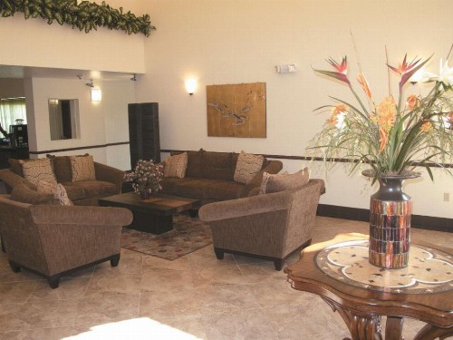 La Quinta Inn & Suites by Wyndham Ft. Pierce - image 7