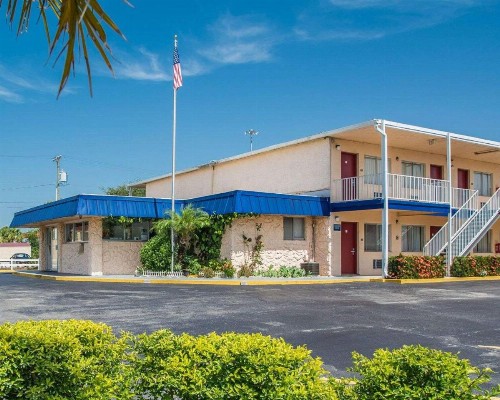 Rodeway Inn Fort Pierce I-95 - image 13