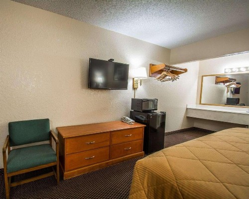 Rodeway Inn Fort Pierce I-95 - image 19
