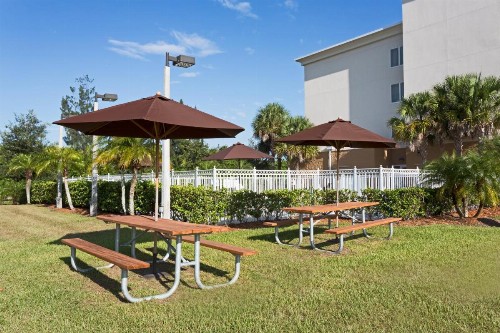 Holiday Inn Express Hotel & Suites Fort Pierce West an IHG Hotel - image 28