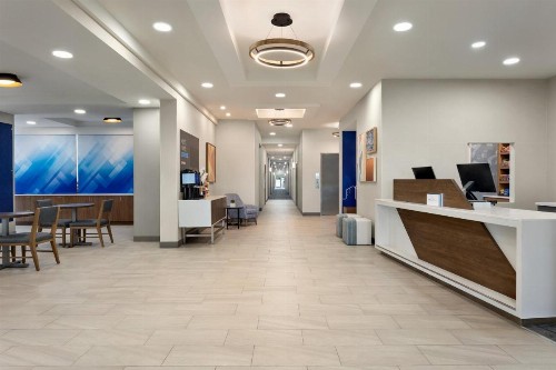 Holiday Inn Express Hotel & Suites Fort Pierce West an IHG Hotel - image 32