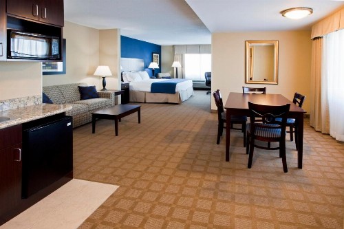 Holiday Inn Express Hotel & Suites Fort Pierce West an IHG Hotel - image 33