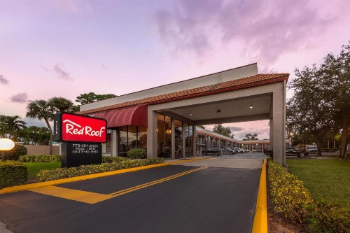 Red Roof Inn Ft Pierce - image 10