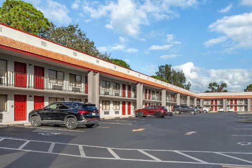Red Roof Inn Ft Pierce - image 22