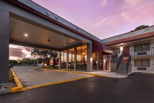 Red Roof Inn Ft Pierce - image 39
