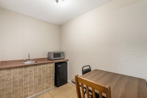 Red Roof Inn Ft Pierce - image 4