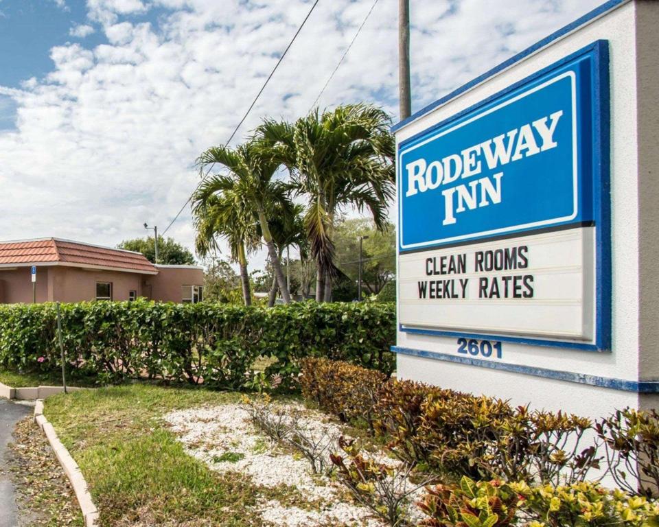 Rodeway Inn Fort Pierce US Highway 1 - main image