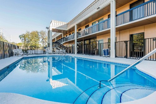 SureStay Hotel by Best Western Fort Pierce - image 15