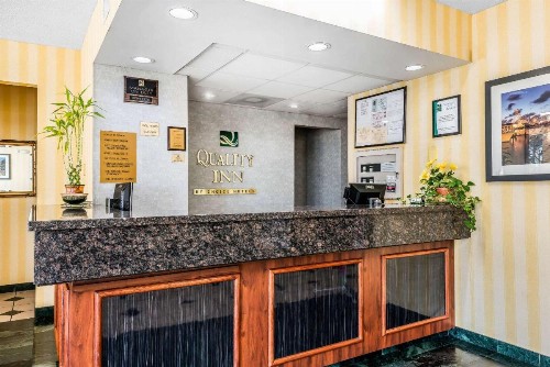 SureStay Hotel by Best Western Fort Pierce - image 26