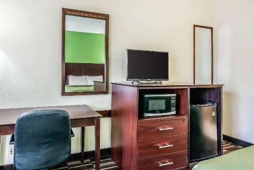 SureStay Hotel by Best Western Fort Pierce - image 9