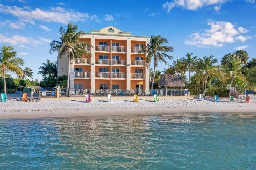 Hutchinson Island Plaza Hotel & Suites - image 3