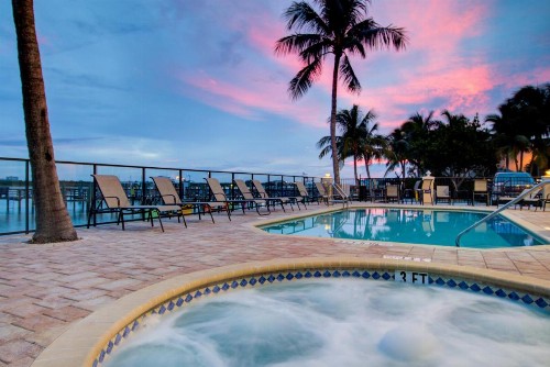 Hutchinson Island Plaza Hotel & Suites - image 37