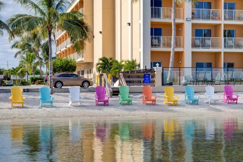 Hutchinson Island Plaza Hotel & Suites - image 42