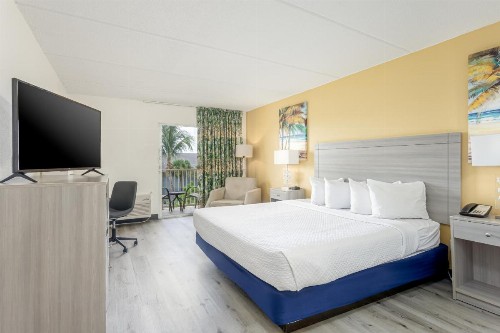 Hutchinson Island Plaza Hotel & Suites - image 50