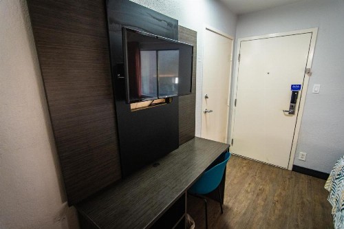 Motel 6-Ft. Pierce FL - image 28