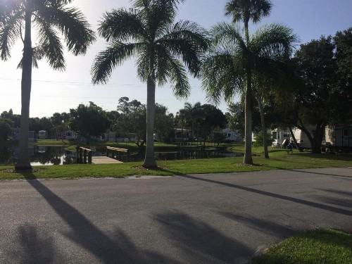 Road Runner Travel Resort - image 43