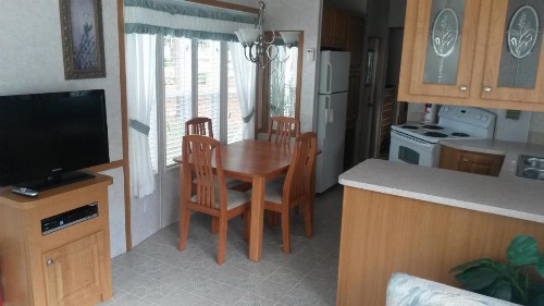Road Runner Travel Resort - image 8