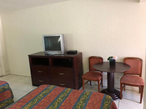 Sunset Inn- Fort Pierce FL - image 21