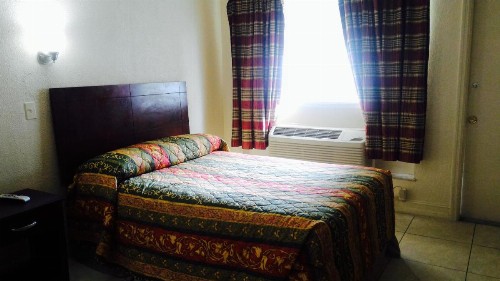 Sunset Inn- Fort Pierce FL - image 33