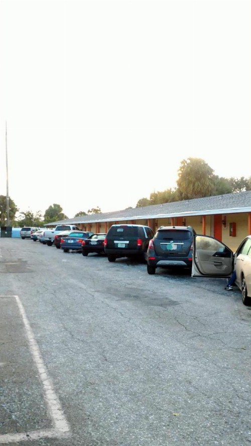 Sunset Inn- Fort Pierce FL - image 44
