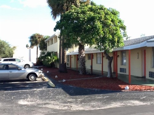 Sunset Inn- Fort Pierce FL - image 46