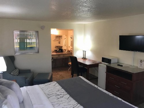 At Home Inn - Fort Pierce - image 9