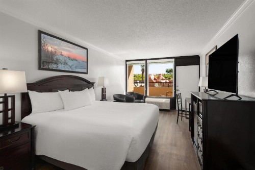 Wyndham Garden Fort Walton Beach Destin - image 25