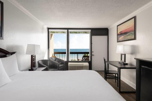 Wyndham Garden Fort Walton Beach Destin - image 29
