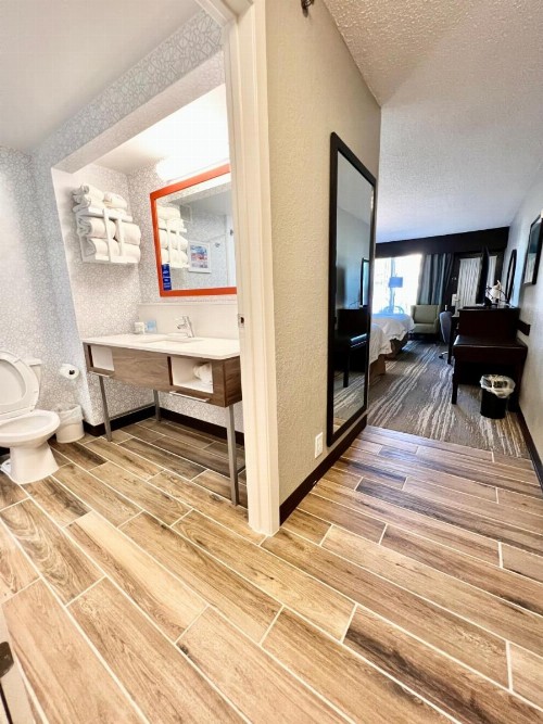 Hampton Inn Fort Walton Beach - image 5