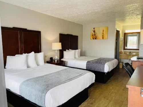 Days Inn by Wyndham Fort Walton Beach - image 3