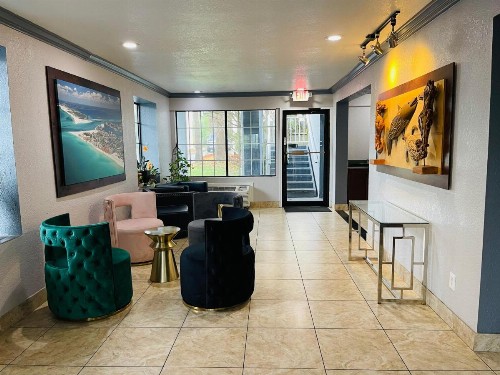Days Inn by Wyndham Fort Walton Beach - image 4