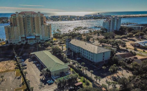 Days Inn by Wyndham Fort Walton Beach - image 7