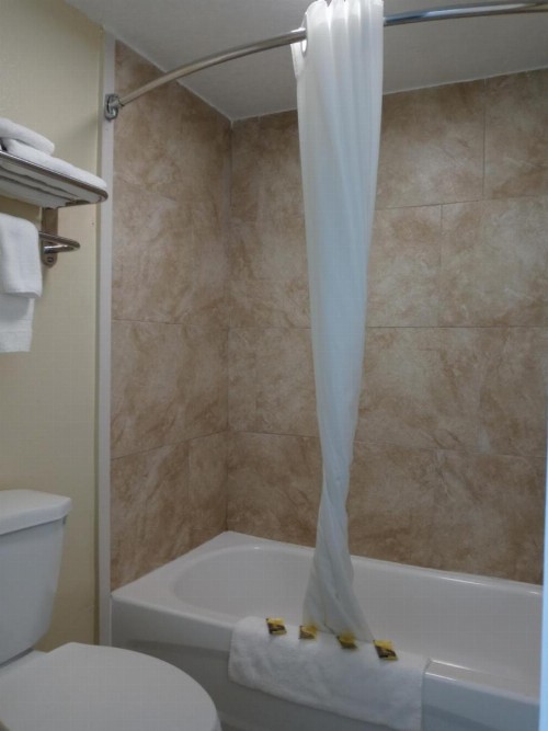 Holiday Lodge & Suites - Sunset Plaza - Fort Walton Beach - image 36