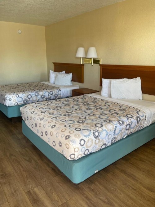 Holiday Lodge & Suites - Sunset Plaza - Fort Walton Beach - image 40
