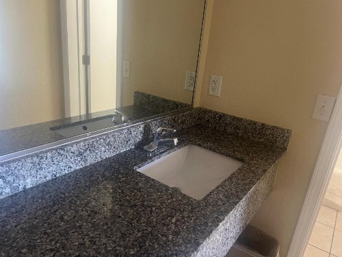 Holiday Lodge & Suites - Sunset Plaza - Fort Walton Beach - image 50