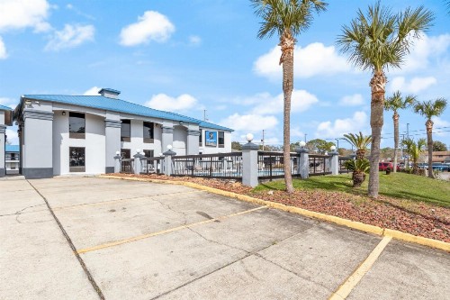 Regency Inn Near Boardwalk & Hurlburt Field - image 29