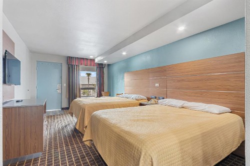 Regency Inn Near Boardwalk & Hurlburt Field - image 30