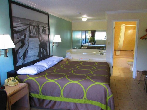 Super 8 by Wyndham Ft Walton Beach - image 20