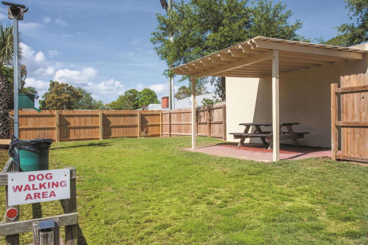 La Quinta by Wyndham Fort Walton Beach - image 7