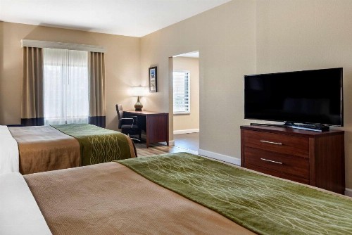 Comfort Inn & Suites Fort Walton Beach - image 10