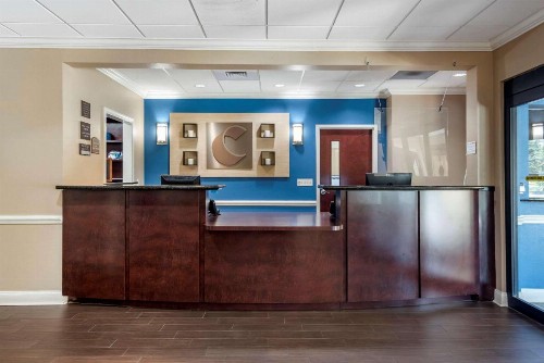 Comfort Inn & Suites Fort Walton Beach - image 6